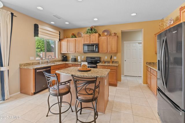 26011 W TONOPAH Drive, Buckeye, AZ 85396