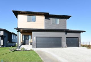 1188 Jill Drive W, Horace, ND 58078