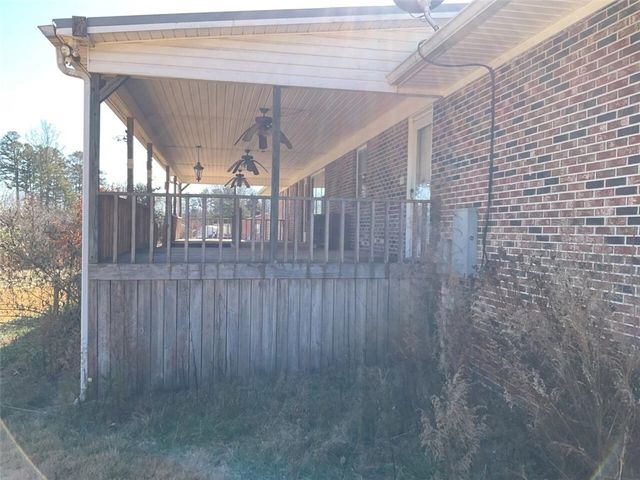 142 S Abbott Road, Walhalla, SC 29691