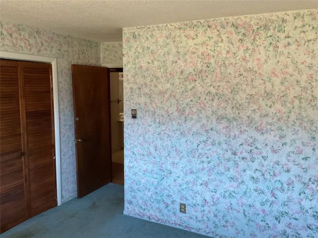 142 S Abbott Road, Walhalla, SC 29691