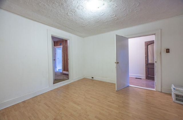 522 Hanson Street, Paris, KY 40361