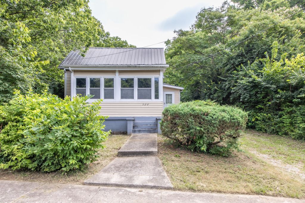 522 Hanson Street, Paris, KY 40361