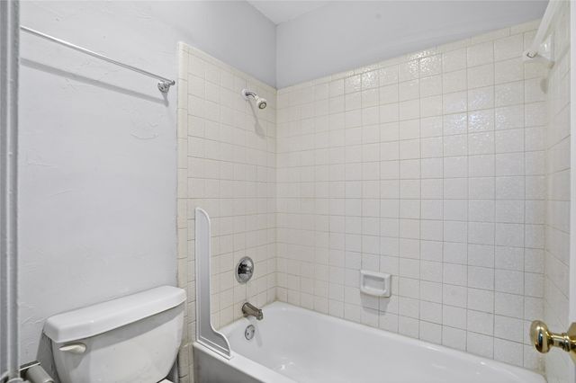 1004 Ledgemont Drive, Plano, TX 75025