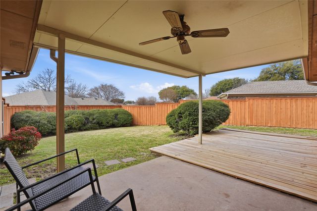 1004 Ledgemont Drive, Plano, TX 75025