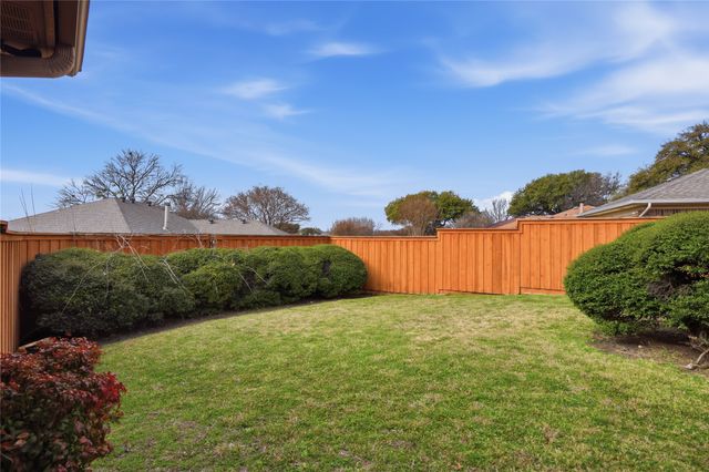 1004 Ledgemont Drive, Plano, TX 75025