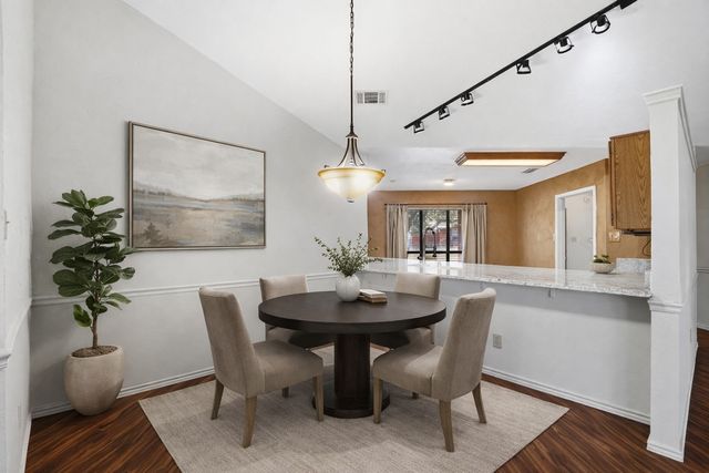 1004 Ledgemont Drive, Plano, TX 75025