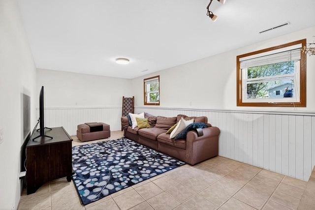 6317 SIGHTING Road, Mcfarland, WI 53558