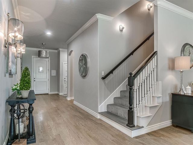 3024 Fallbrook Avenue, Edmond, OK 73012