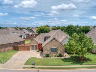 3024 Fallbrook Avenue, Edmond, OK 73012