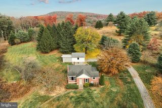 4599 CARLISLE RD, Gardners, PA 17324