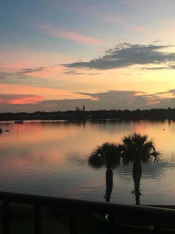 124 Lakeshore Drive 4280, North Palm Beach, FL 33408