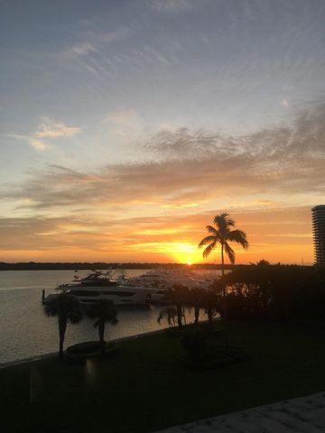 124 Lakeshore Drive 4280, North Palm Beach, FL 33408