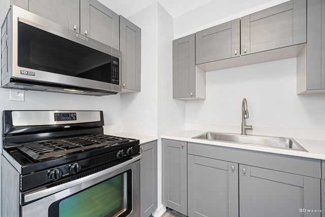 446 WARREN Street, Calumet City, IL 60409