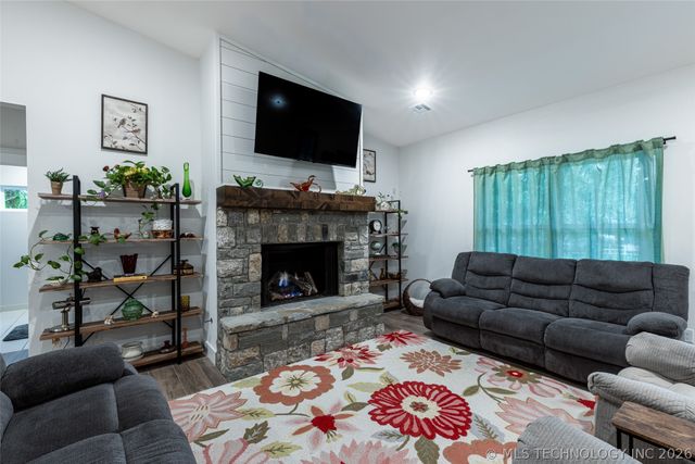 16235 S 4170 Road, Claremore, OK 74017