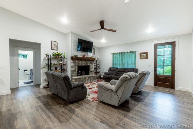 16235 S 4170 Road, Claremore, OK 74017