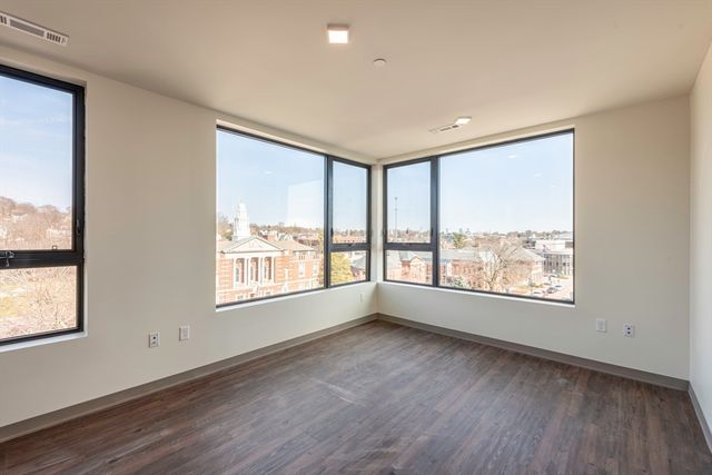 166 Main St 501, Watertown, MA 02472