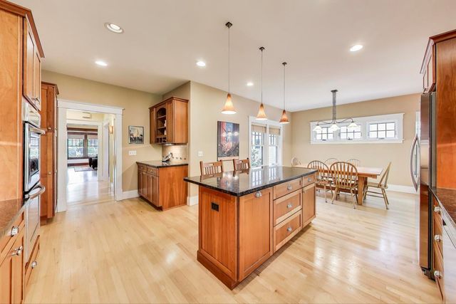 500 North Avenue, Barrington, IL 60010