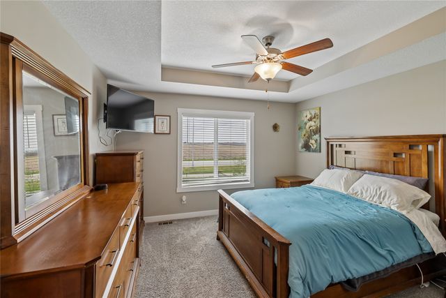 4306 NW Northwood Drive, Ankeny, IA 50023