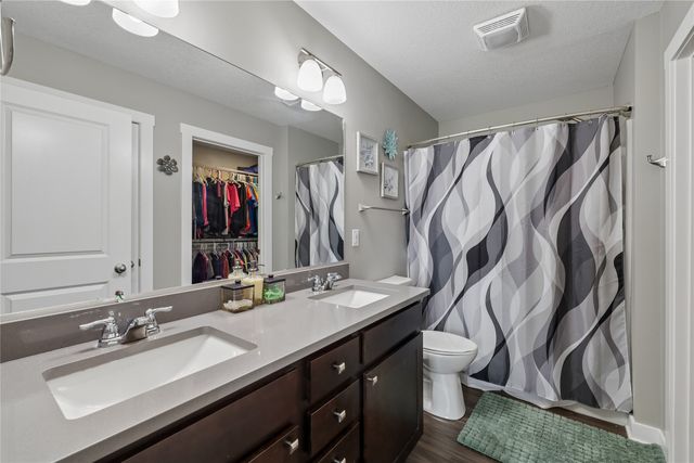 4306 NW Northwood Drive, Ankeny, IA 50023