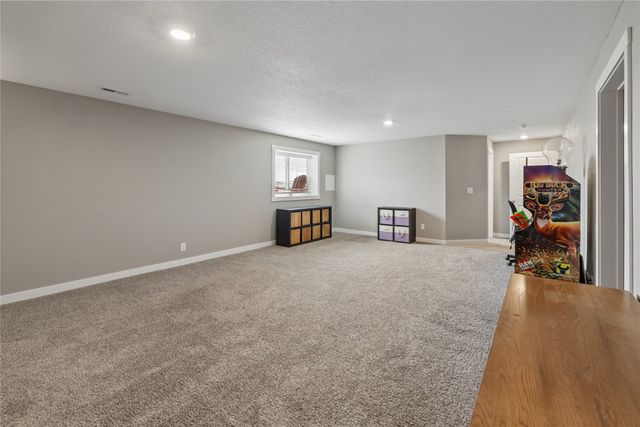 4306 NW Northwood Drive, Ankeny, IA 50023