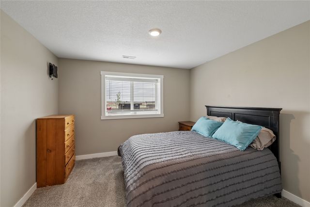 4306 NW Northwood Drive, Ankeny, IA 50023
