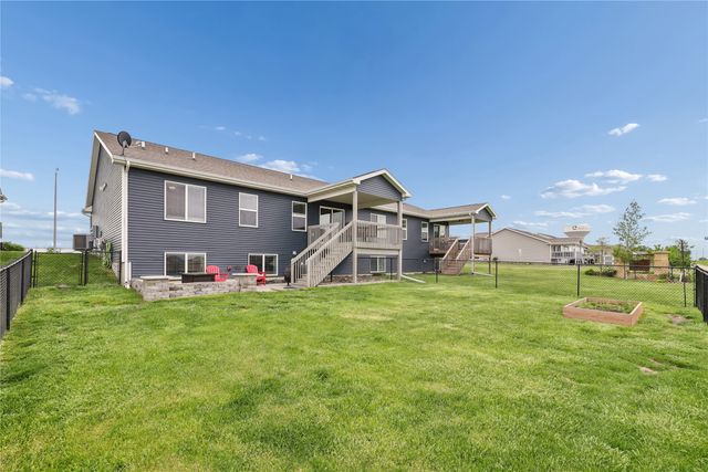 4306 NW Northwood Drive, Ankeny, IA 50023