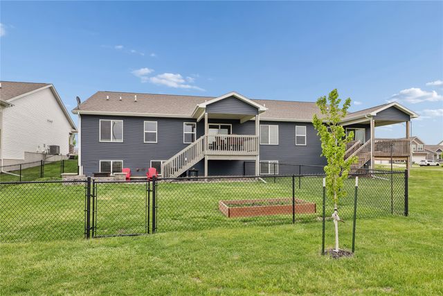4306 NW Northwood Drive, Ankeny, IA 50023