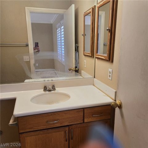 3227 Cheltenham Street, Las Vegas, NV 89129