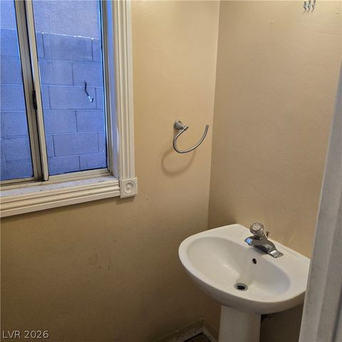 3227 Cheltenham Street, Las Vegas, NV 89129