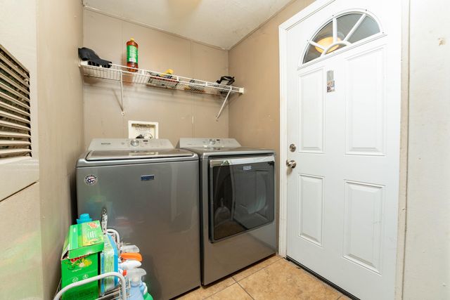 900 E Rankin Road 119, Tulare, CA 93274