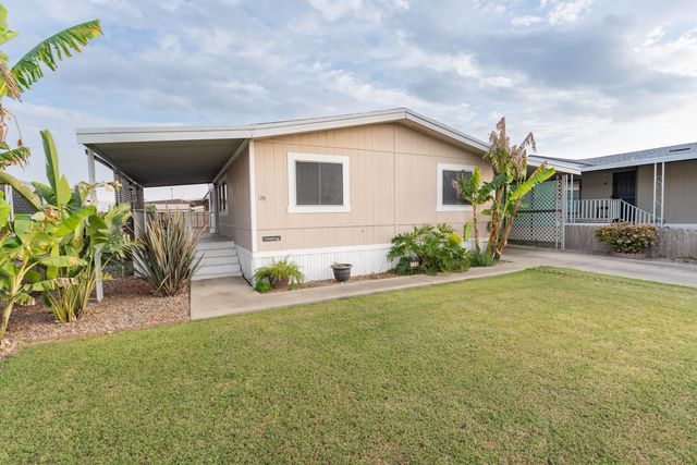 900 E Rankin Road 119, Tulare, CA 93274