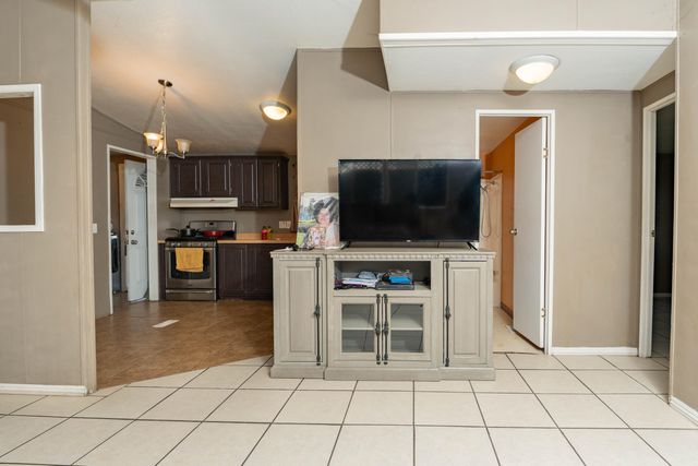 900 E Rankin Road 119, Tulare, CA 93274