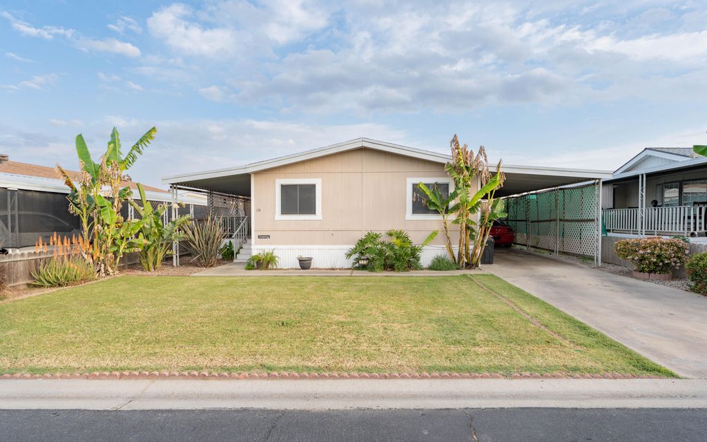 900 E Rankin Road 119, Tulare, CA 93274