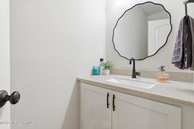 18925 S ROUTE A, Hartsburg, MO 65039