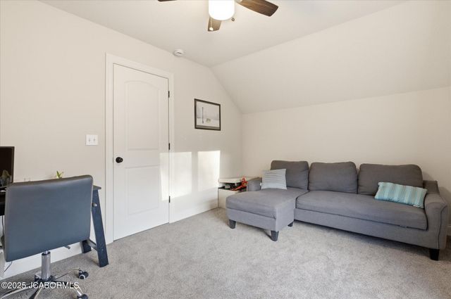 18925 S ROUTE A, Hartsburg, MO 65039