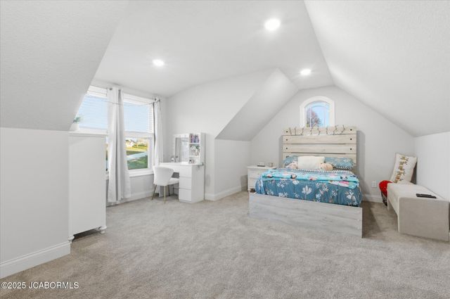 18925 S ROUTE A, Hartsburg, MO 65039