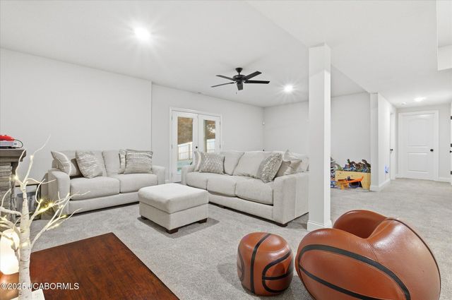 18925 S ROUTE A, Hartsburg, MO 65039