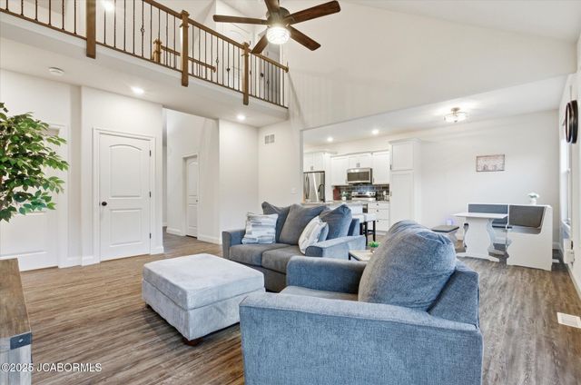 18925 S ROUTE A, Hartsburg, MO 65039