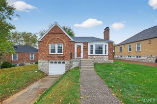 9127 Coral Drive, St Louis, MO 63123