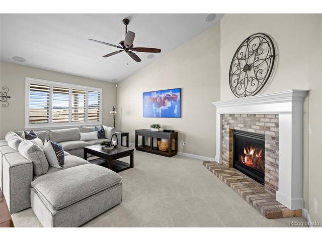 7658 Oasis Dr, Castle Rock, CO 80108