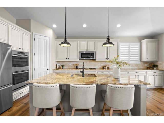 7658 Oasis Dr, Castle Rock, CO 80108