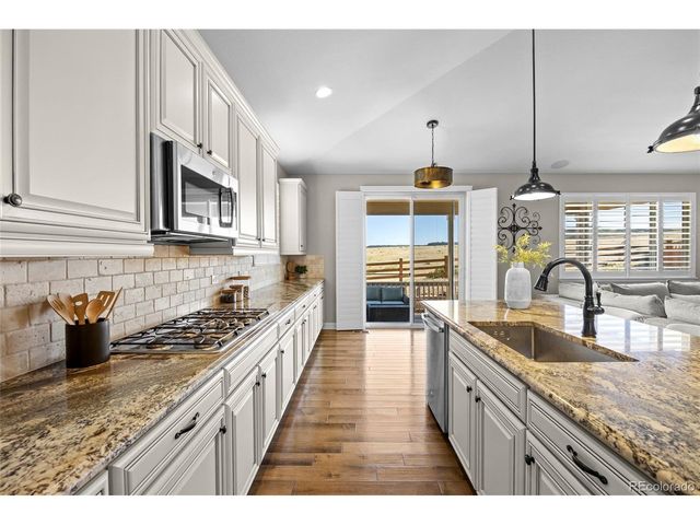 7658 Oasis Dr, Castle Rock, CO 80108