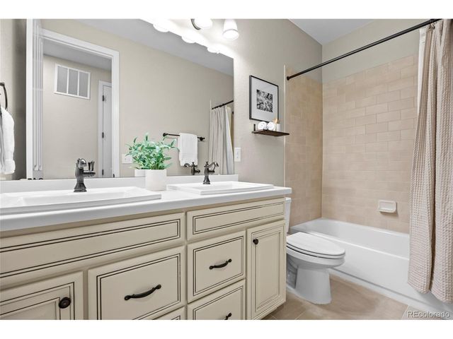 7658 Oasis Dr, Castle Rock, CO 80108