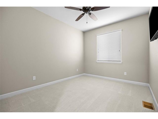 7658 Oasis Dr, Castle Rock, CO 80108