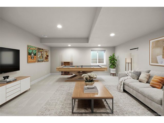 7658 Oasis Dr, Castle Rock, CO 80108