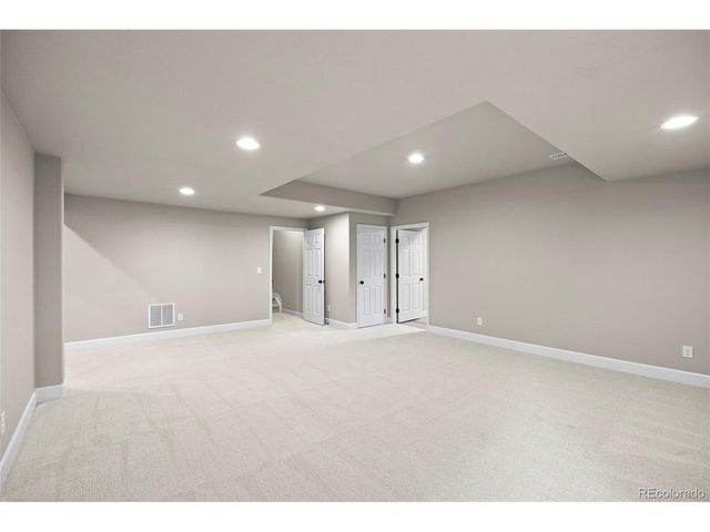 7658 Oasis Dr, Castle Rock, CO 80108