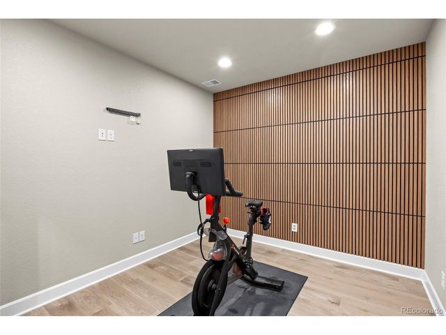 7658 Oasis Dr, Castle Rock, CO 80108