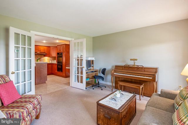 19 SOKOL DR, Kutztown, PA 19530