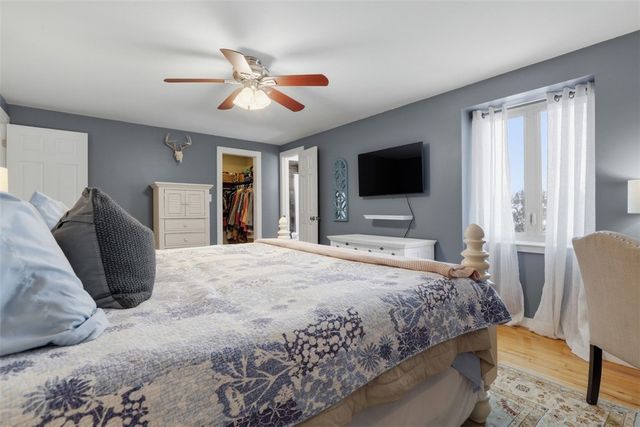 2400 Mill Grove Rd, Upper St Clair, PA 15241