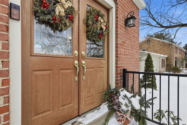 2400 Mill Grove Rd, Upper St Clair, PA 15241